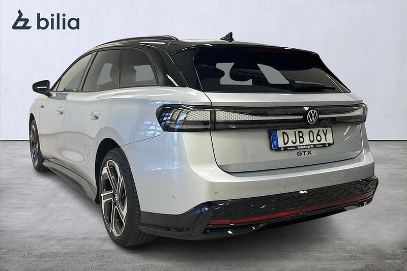 Begagnad VW ID.7 GTX 250 kW (340 HK) 2025 Silver Kombi