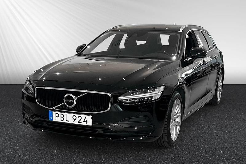 Svart Begagnad 2018 Volvo V90 Momentum Kombi | 209 400 kr (Bra pris) - Bild 1/4