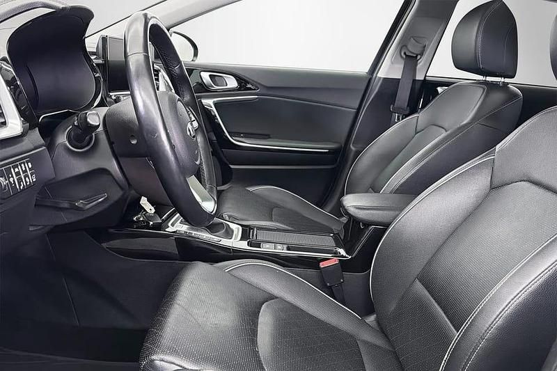 Begagnad Kia Ceed Sportswagon Advance 143 HK (105 kW) 2020 Blå Kombi