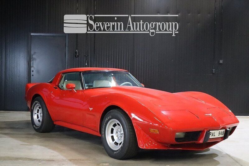 Röd Begagnad 1979 Chevrolet Corvette | 229 000 kr - Bild 1/4