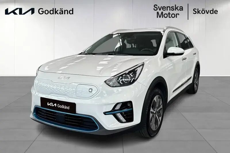 Vit Begagnad 2022 Kia e-Niro SUV | 259 200 kr (Superpris) - Bild 1/4