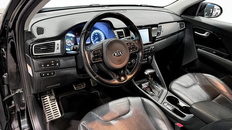Begagnad Kia Niro Advance 141 HK (103 kW) 2018 Svart SUV