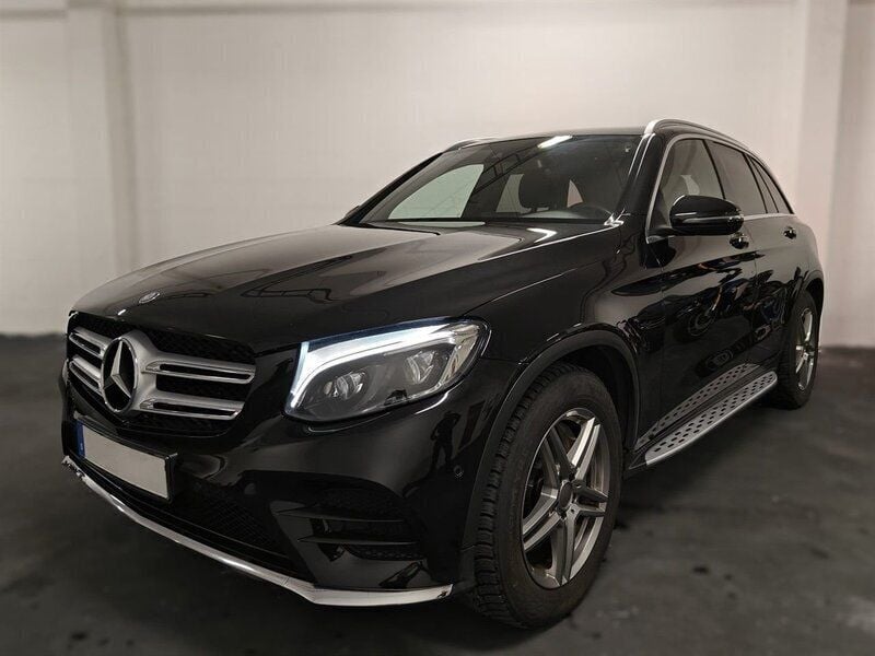Svart Begagnad 2015 Mercedes GLC220 AMG line SUV | 269 900 kr (Marknadspris) - Bild 1/4