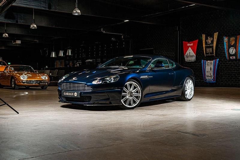 Begagnad 2009 Aston Martin DBS Sportkupé | 1 299 010 kr - Bild 1/4