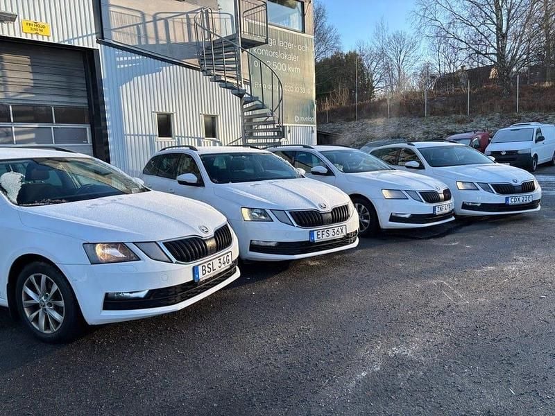 Begagnad Skoda Octavia G-TEC Ambition 131 HK (96 kW) 2019 Vit Kombi