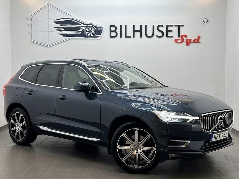 Mörkblå Begagnad 2019 Volvo XC60 Inscription SUV | 348 500 kr (Lite dyr) - Bild 1/4