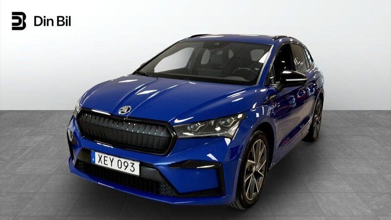 Blå Begagnad 2022 Skoda Enyaq iV SportLine SUV | 379 900 kr (Bra pris) - Bild 1/4