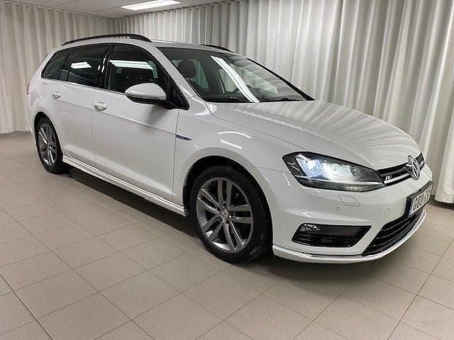 Vit Begagnad 2015 VW Golf VII R-line Kombi | 164 000 kr (Lite dyr) - Bild 1/4