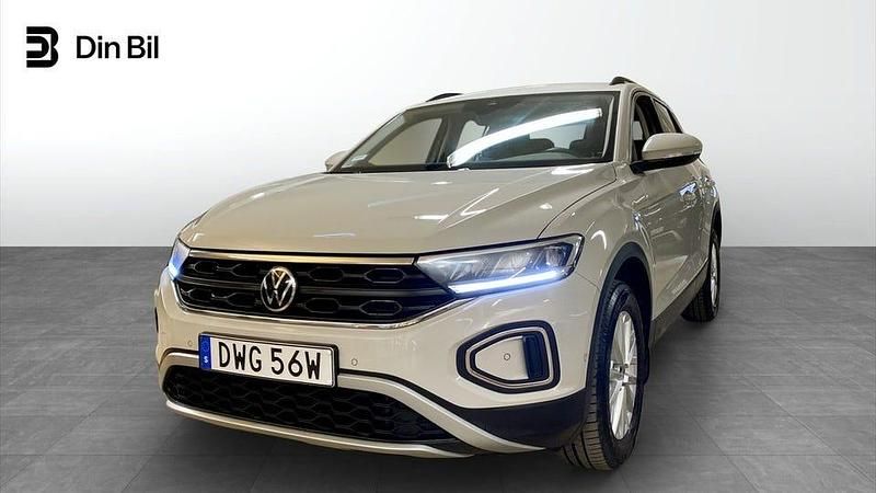 Grå Begagnad 2022 VW T-Roc SUV | 254 900 kr (Marknadspris) - Bild 1/4