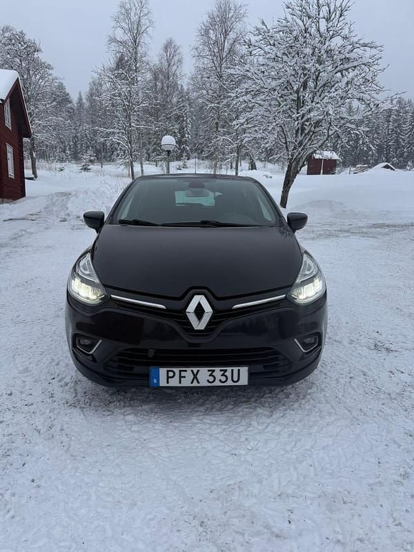 Begagnad Renault Clio IV 90 HK (66 kW) 2019
