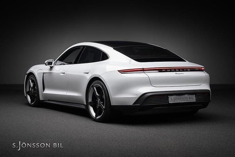 Begagnad Porsche Taycan 2022