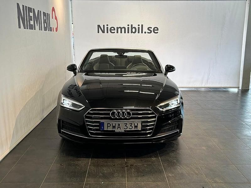 Begagnad Audi A5 2019 Svart Cab