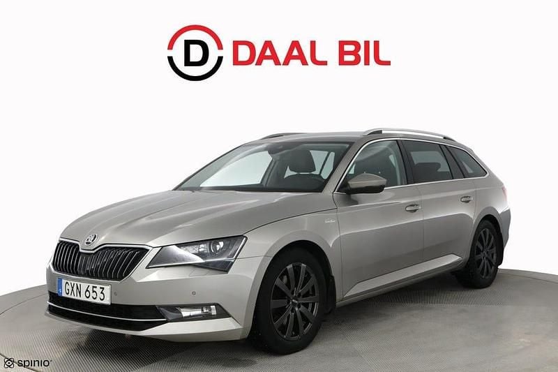 Brun Begagnad 2018 Skoda Superb LAURIN & KLEMENT Sedan | 239 700 kr (Lite dyr) - Bild 1/4