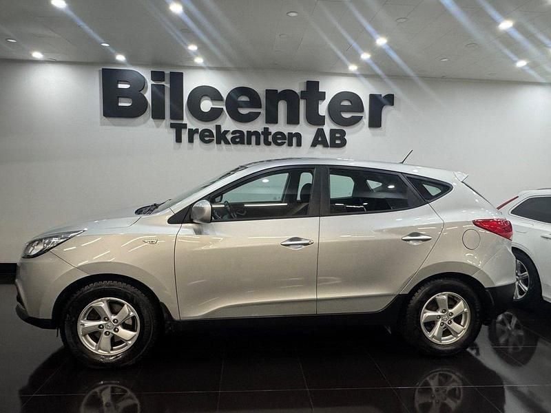 Silver Begagnad 2010 Hyundai ix35 Select SUV | 69 900 kr (Marknadspris) - Bild 1/4