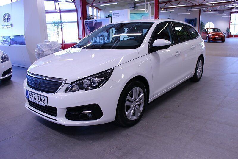 Vit Begagnad 2019 Peugeot 308 Active Kombi | 128 000 kr (Marknadspris) - Bild 1/4