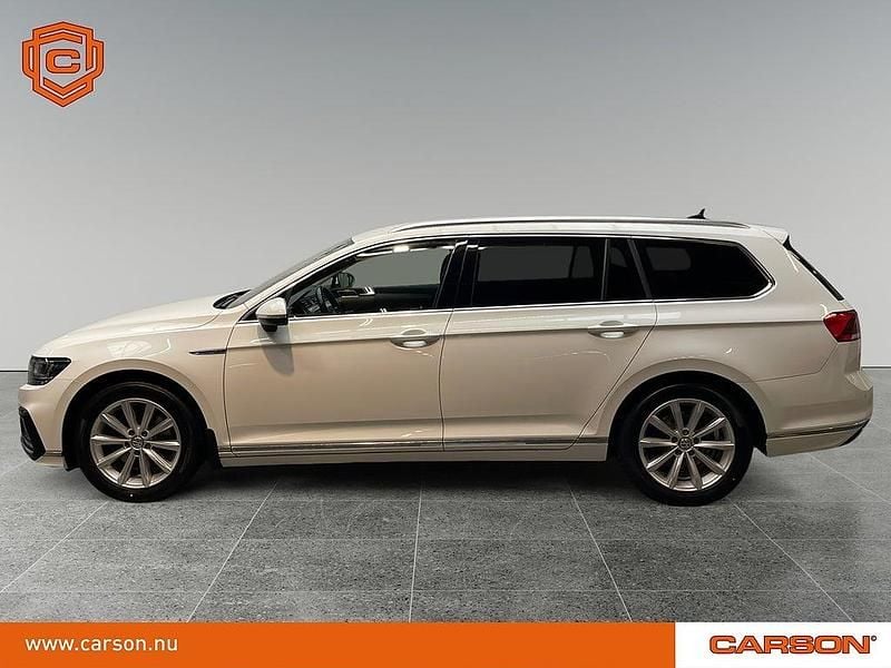 Begagnad VW Passat GTE 218 HK (160 kW) 2020 Vit Kombi