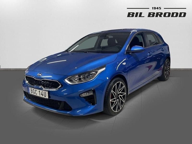 Blå Begagnad 2019 Kia Ceed Halvkombi | 129 800 kr (Marknadspris) - Bild 1/4