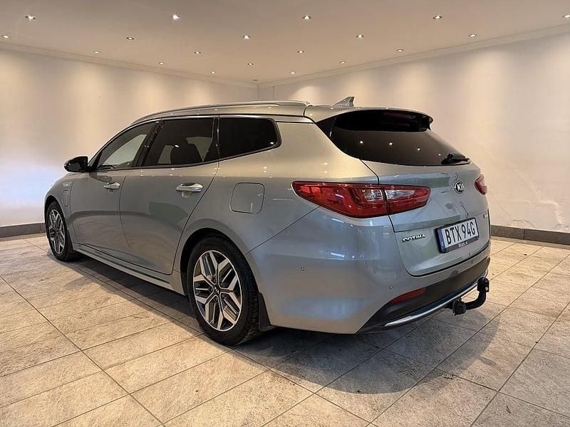Begagnad Kia Optima Advance 154 HK (113 kW) 2019 Grå Kombi