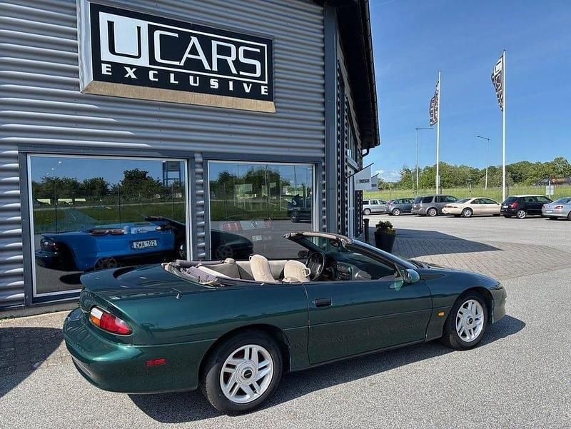 Begagnad Chevrolet Camaro 203 HK (149 kW) 1997 Mörkgrön Cab