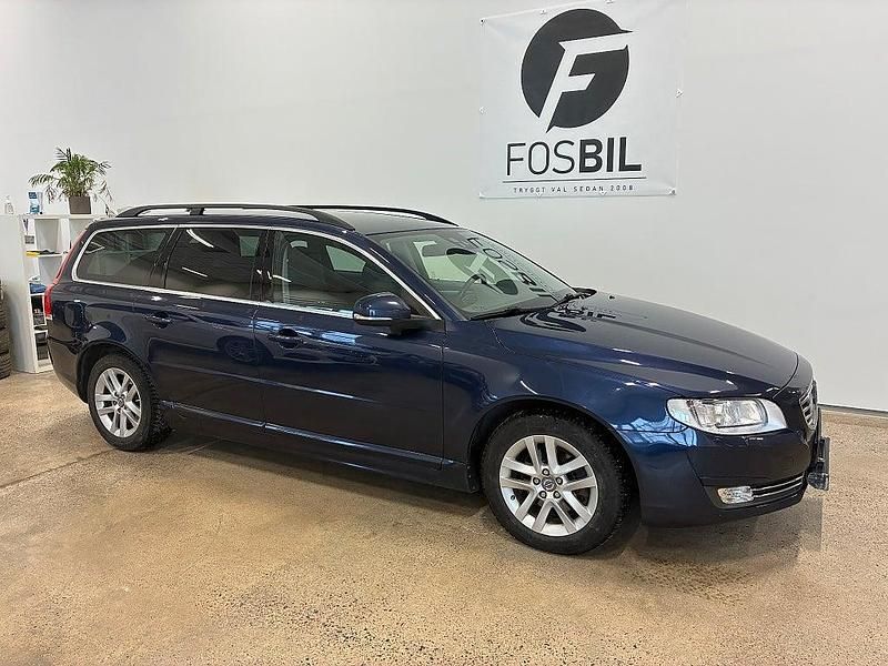 Blå Begagnad 2014 Volvo V70 Momentum Kombi | 159 900 kr (Lite dyr) - Bild 1/3