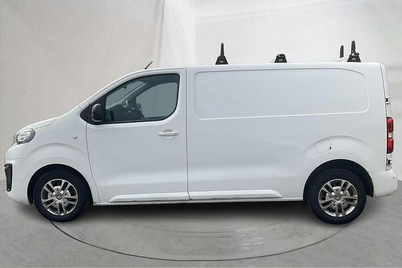 Begagnad Peugeot Expert 145 HK (106 kW) 2021 Vit Van