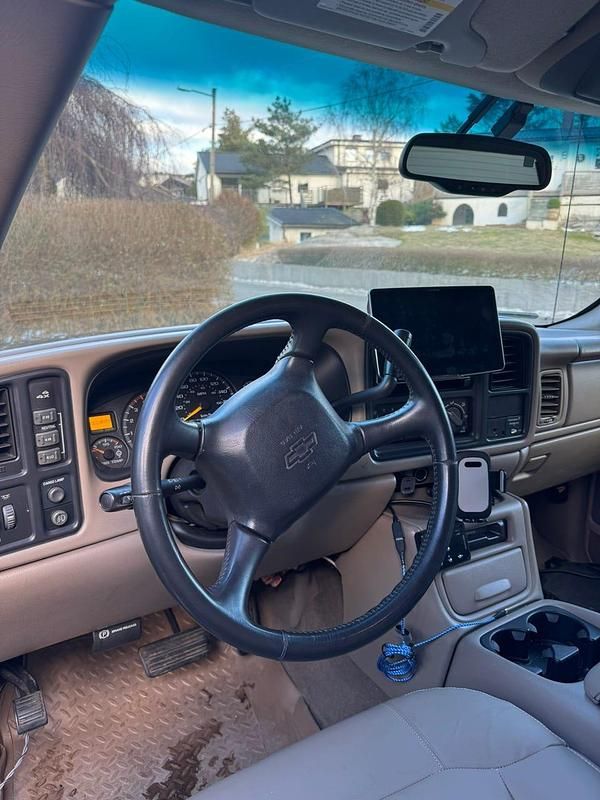 Begagnad Chevrolet Silverado 304 HK (223 kW) 2001 Sedan