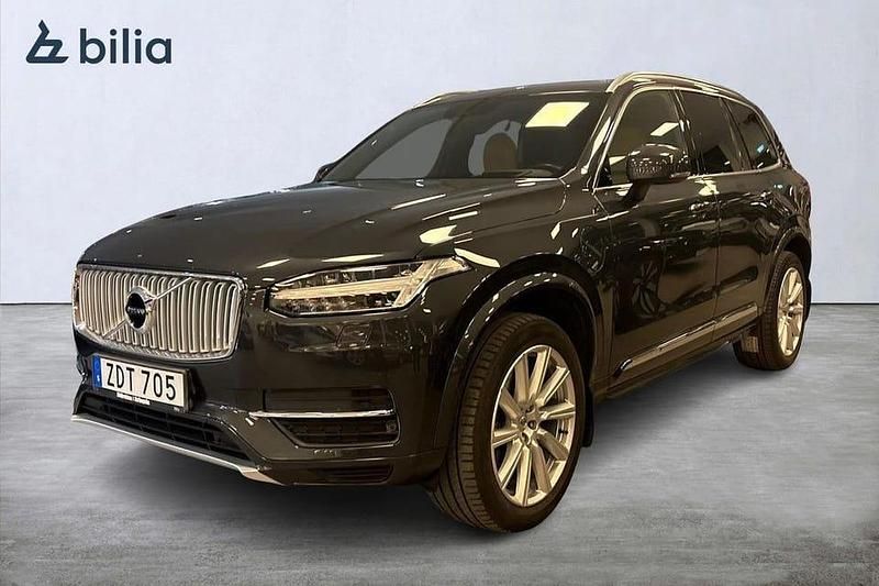 Begagnad Volvo XC90 Inscription 412 HK (303 kW) 2018 Grå SUV