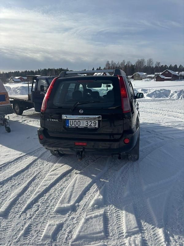Begagnad Nissan X-Trail 165 HK (121 kW) 2003 SUV