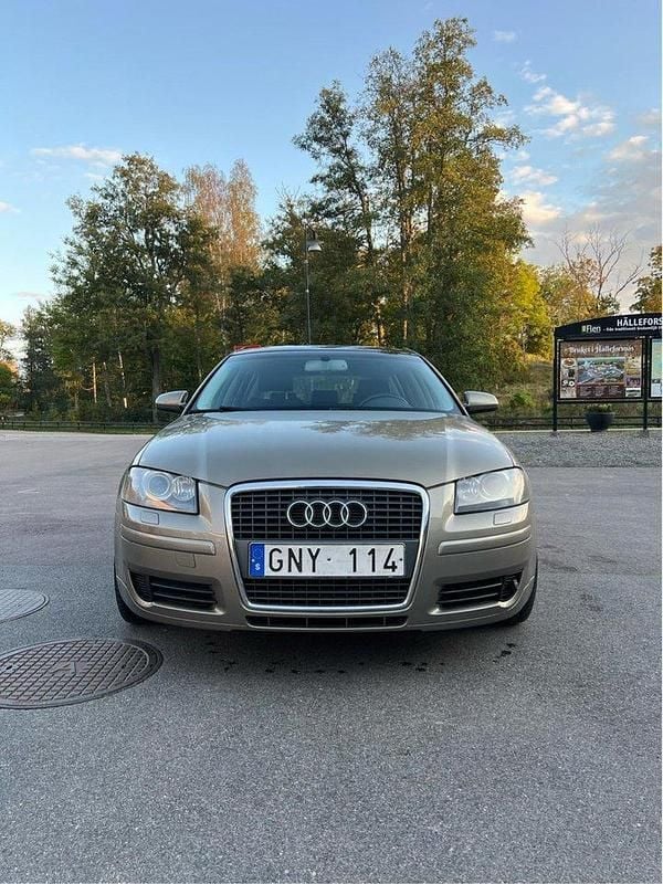 Brun Begagnad 2008 Audi A3 Sportback Halvkombi | 55 000 kr (Bra pris) - Bild 1/4