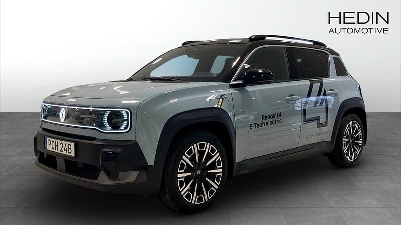 Blå Begagnad 2025 Renault R4 Iconic Halvkombi | 471 900 kr - Bild 1/4