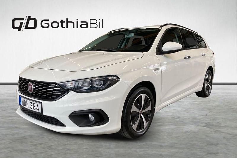 Vit Begagnad 2017 Fiat Tipo Lounge Kombi | 109 900 kr (Lite dyr) - Bild 1/4