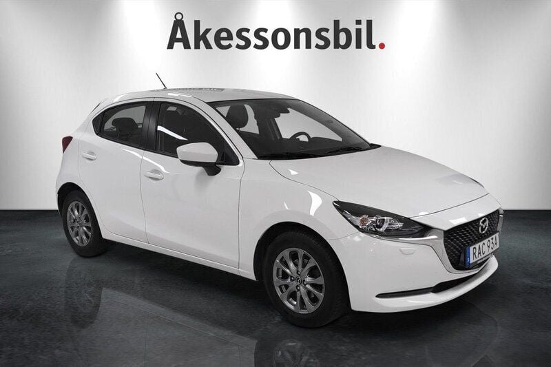 Vit Begagnad 2022 Mazda 2 Kombi | 169 000 kr (Bra pris) - Bild 1/4