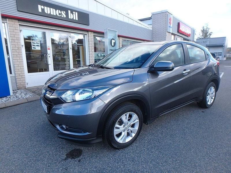 Ljusgrå (gråmetallic) Begagnad 2017 Honda HR-V Elegance SUV | 169 000 kr (Marknadspris) - Bild 1/4