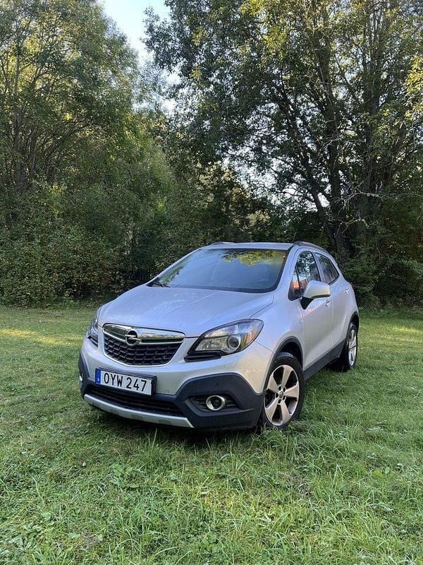 Grå Begagnad 2016 Opel Mokka SUV | 85 000 kr (Marknadspris) - Bild 1/3