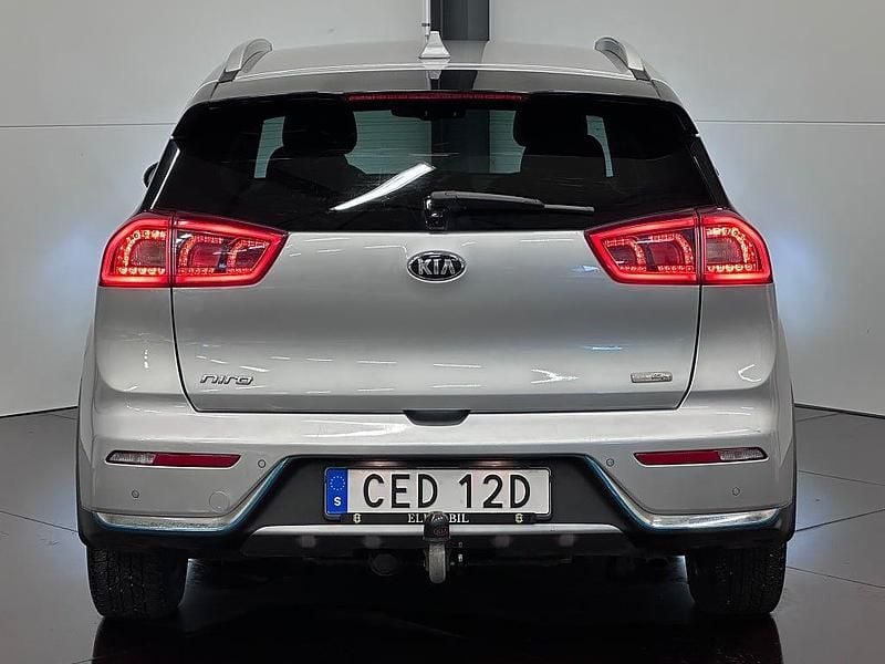 Begagnad Kia Niro Advance 105 HK (77 kW) 2019 Grå SUV