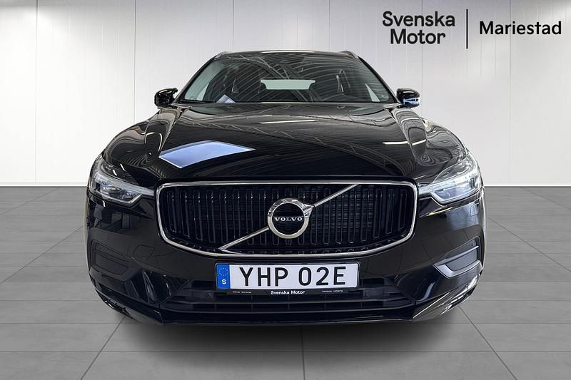 Begagnad Volvo XC60 Momentum 253 HK (186 kW) 2020 Svart SUV