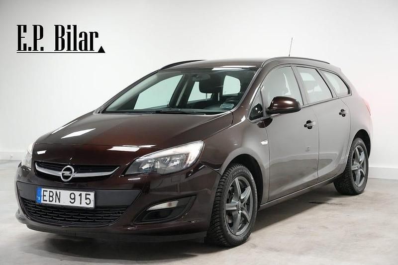 Begagnad Opel Astra 140 HK (102 kW) 2013 Brun Kombi