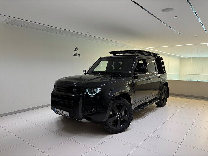 Svart Begagnad 2023 Land Rover Defender HSE Dynamic SUV | 1 249 000 kr - Bild 1/4