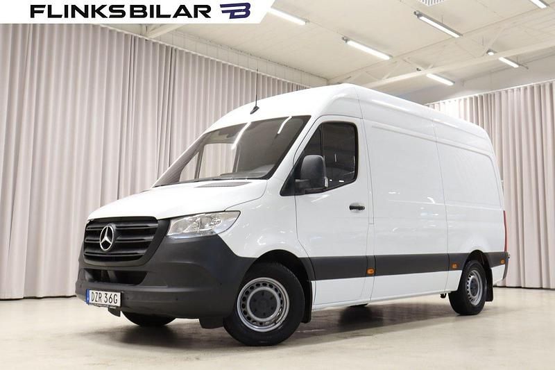 Vit Begagnad 2021 Mercedes Sprinter Van | 319 900 kr (Bra pris) - Bild 1/4