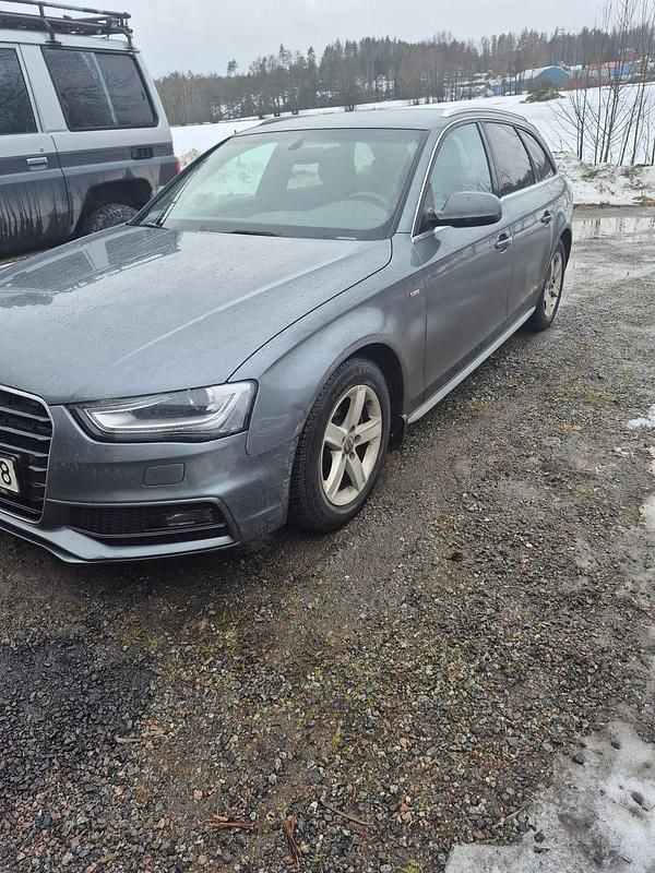 Begagnad Audi A4 177 HK (130 kW) 2014 Kombi