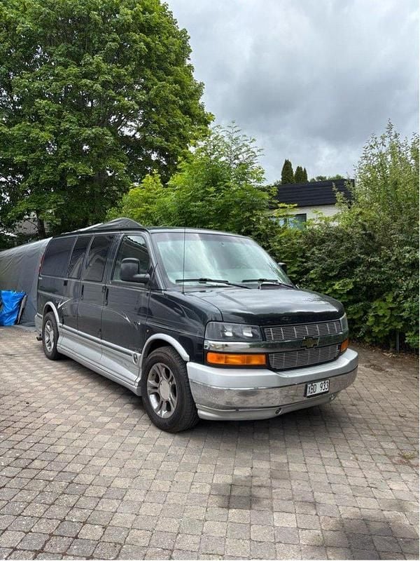 Begagnad 2005 Chevrolet Express Minibuss | 135 000 kr - Bild 1/4