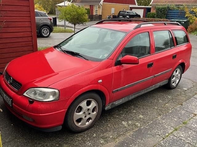 Röd Begagnad 2001 Opel Astra Kombi | 16 000 kr (Lite dyr) - Bild 1/2