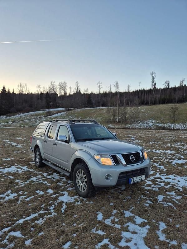 Begagnad 2011 Nissan Navara Pickup | 125 000 kr (Lite dyr) - Bild 1/4