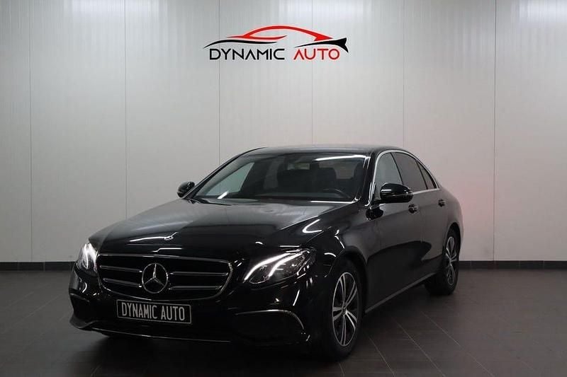 Svart Begagnad 2020 Mercedes E220 Avantgarde Sedan | 289 900 kr (Superpris) - Bild 1/4