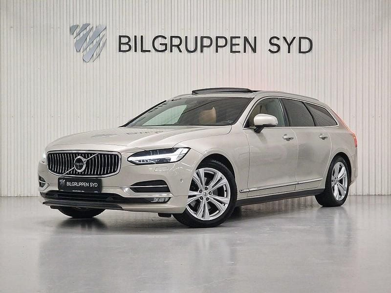 Begagnad Volvo V90 Inscription 235 HK (172 kW) 2017 Ljusbrun Kombi