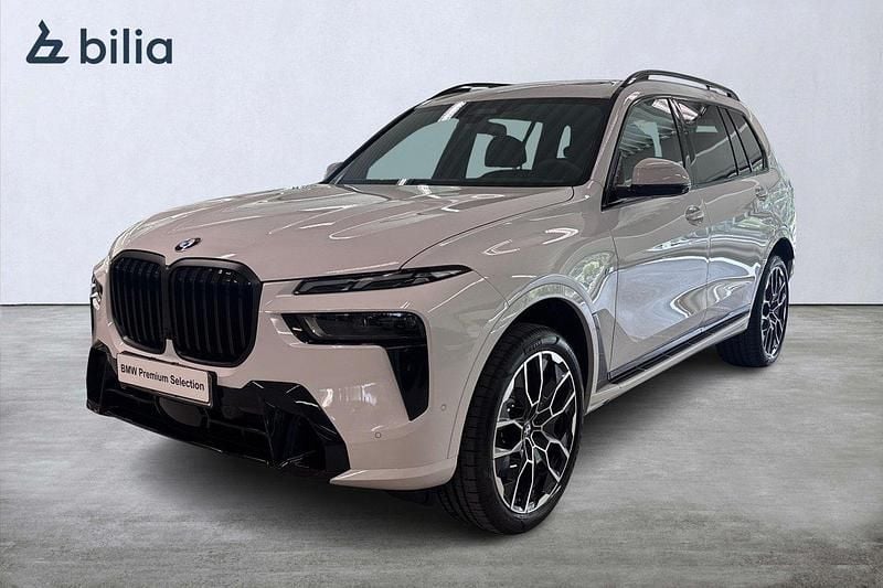 Vit Begagnad 2025 BMW X7 M Sport SUV | 987 900 kr - Bild 1/3