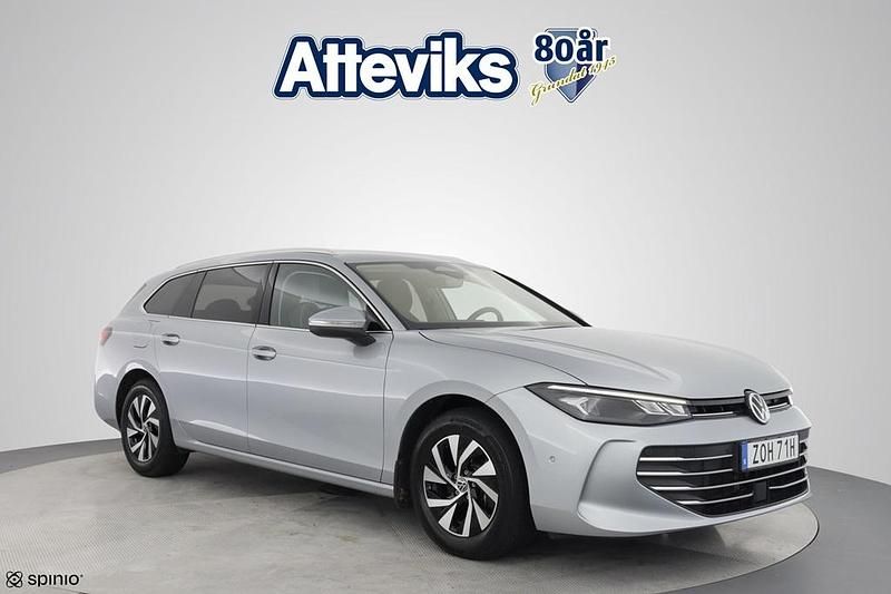 Begagnad VW Passat Business 151 HK (111 kW) 2024 Silver Kombi