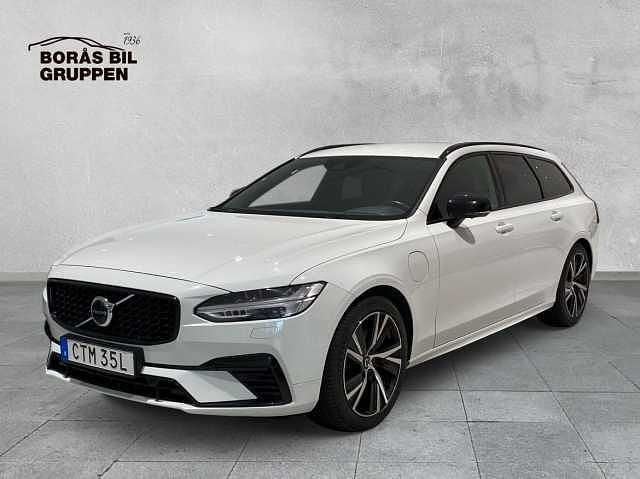Vit Begagnad 2021 Volvo V90 R-Design Kombi | 309 000 kr (Marknadspris) - Bild 1/4