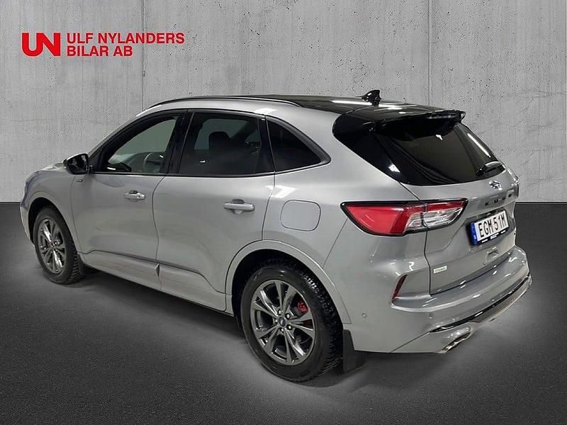 Begagnad Ford Kuga ST-Line 152 HK (111 kW) 2024 Grå SUV