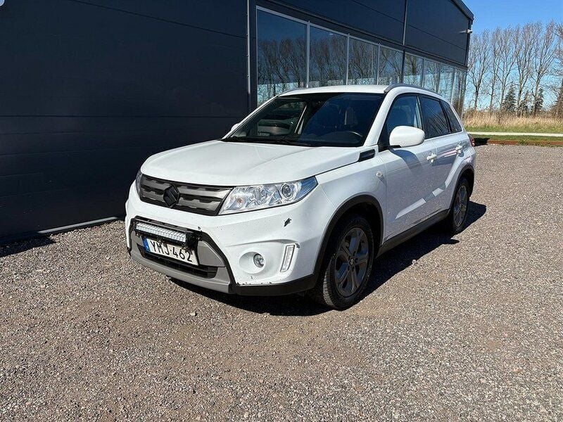 Vit Begagnad 2018 Suzuki Vitara GL SUV | 99 900 kr - Bild 1/4
